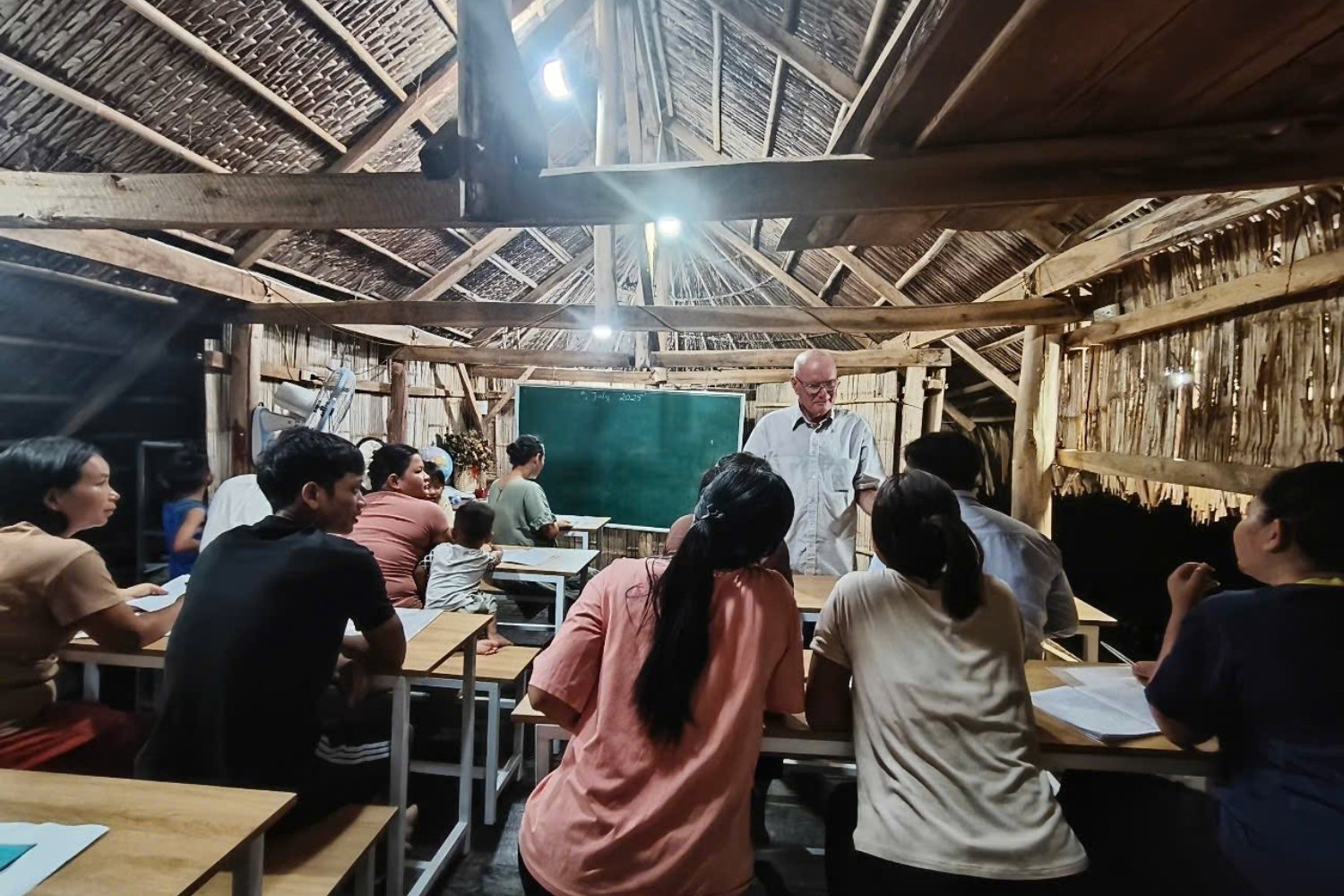 Oxalis funded English classes for 15 adult Ma learners in Ta Lai.